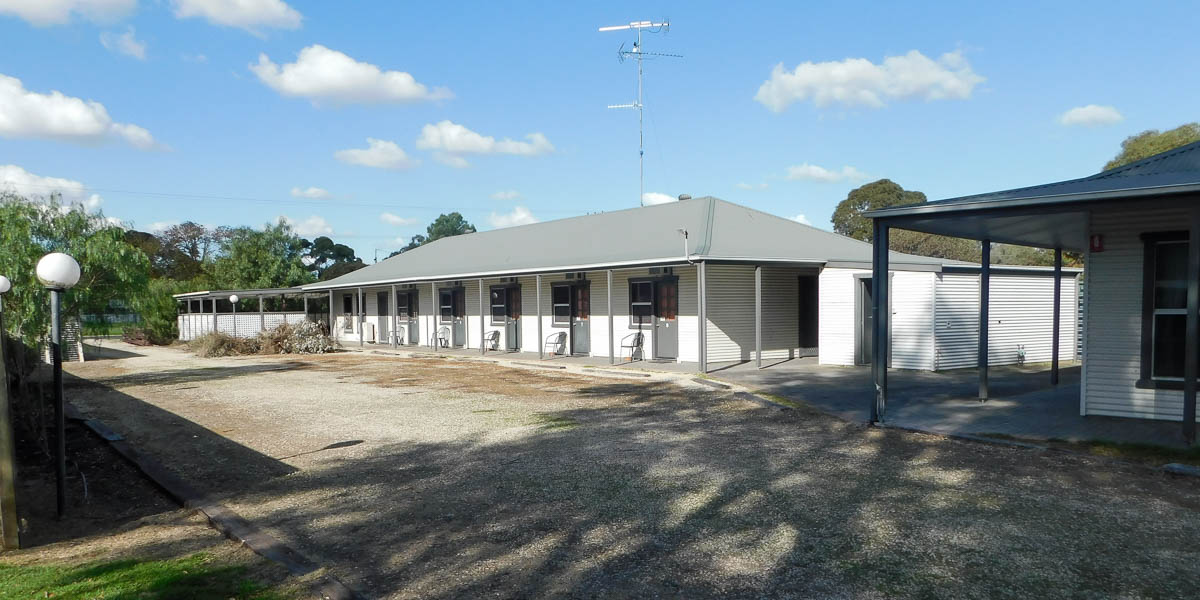 Frances Hotel Motel Photo