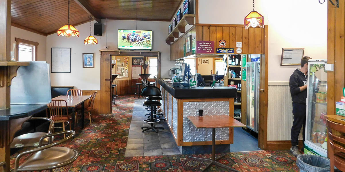 Frances Hotel Motel Photo