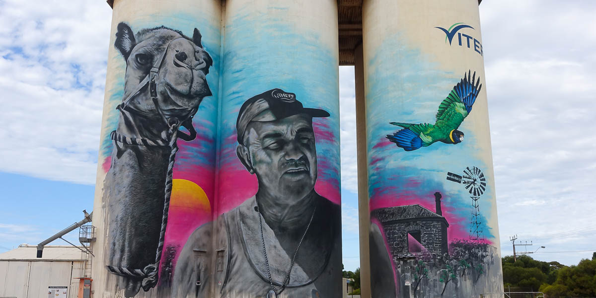 Franklin Harbour Hotel Cowell Photo