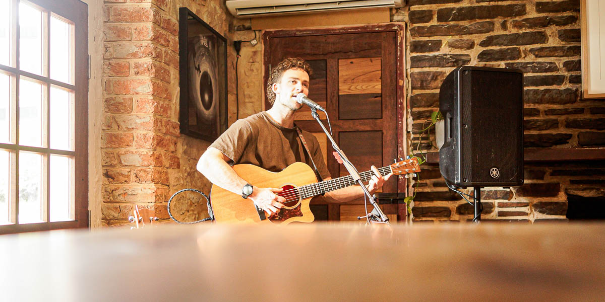 Hagen Arms Hotel and Vacant Land (optional purchase)  Photo