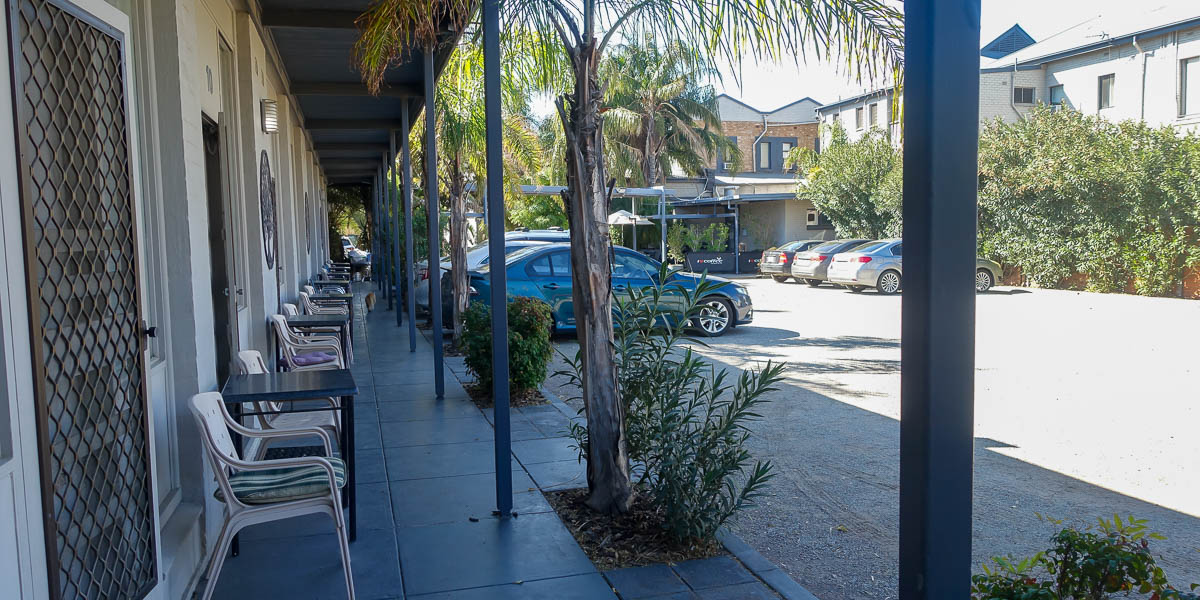 International Hotel Motel Photo