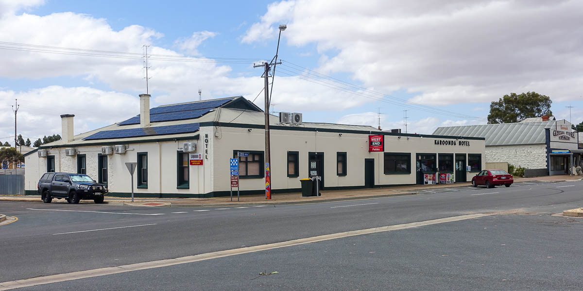 Karoonda Hotel Photo
