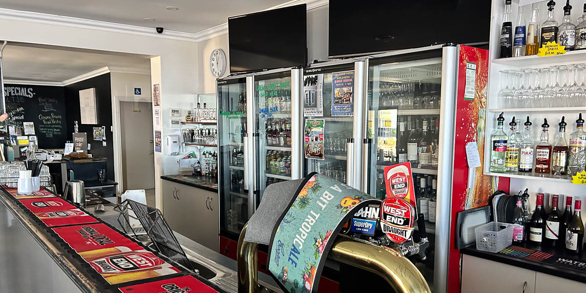 Port Hughes Tavern SA Photo