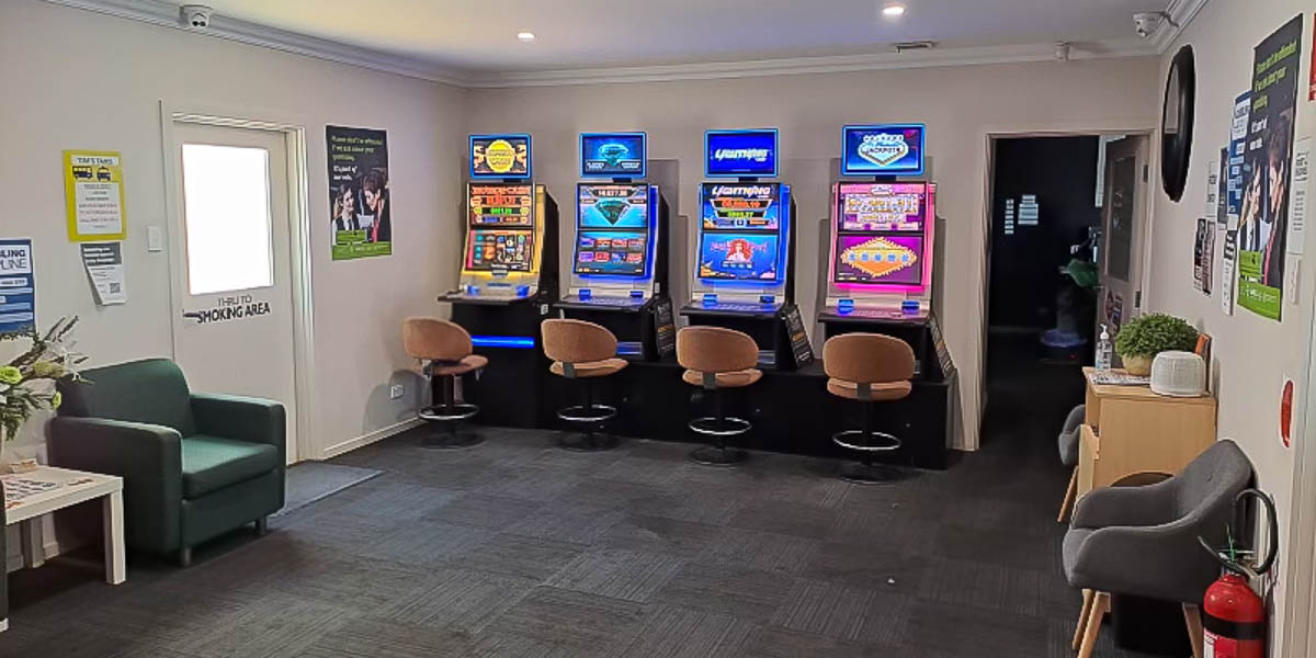 Port Hughes Tavern SA Photo