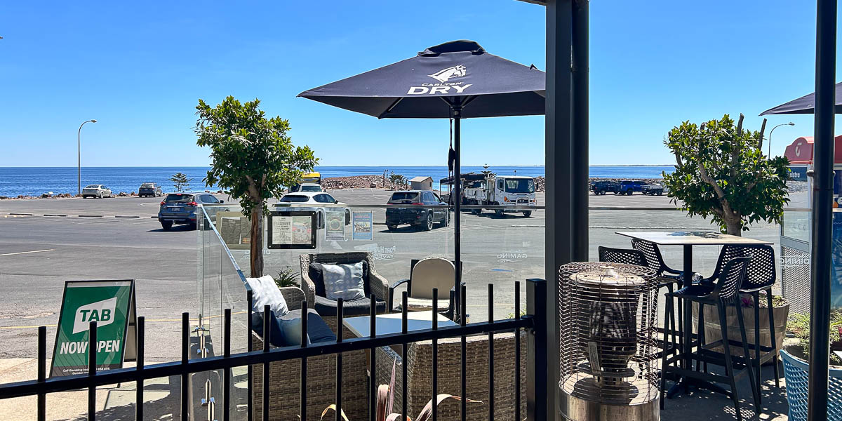 Port Hughes Tavern SA Photo