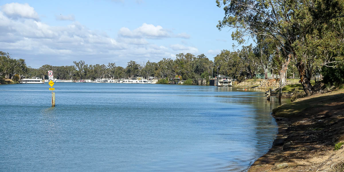 Terminus Hotel Morgan Photo