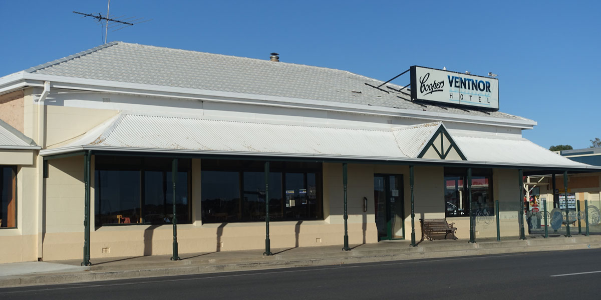 Ventnor Hotel, Port Vincent, South Australia Photo