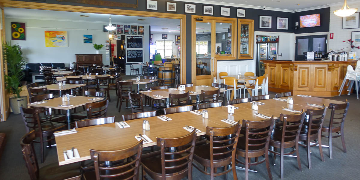 Mount Compass Tavern Photo