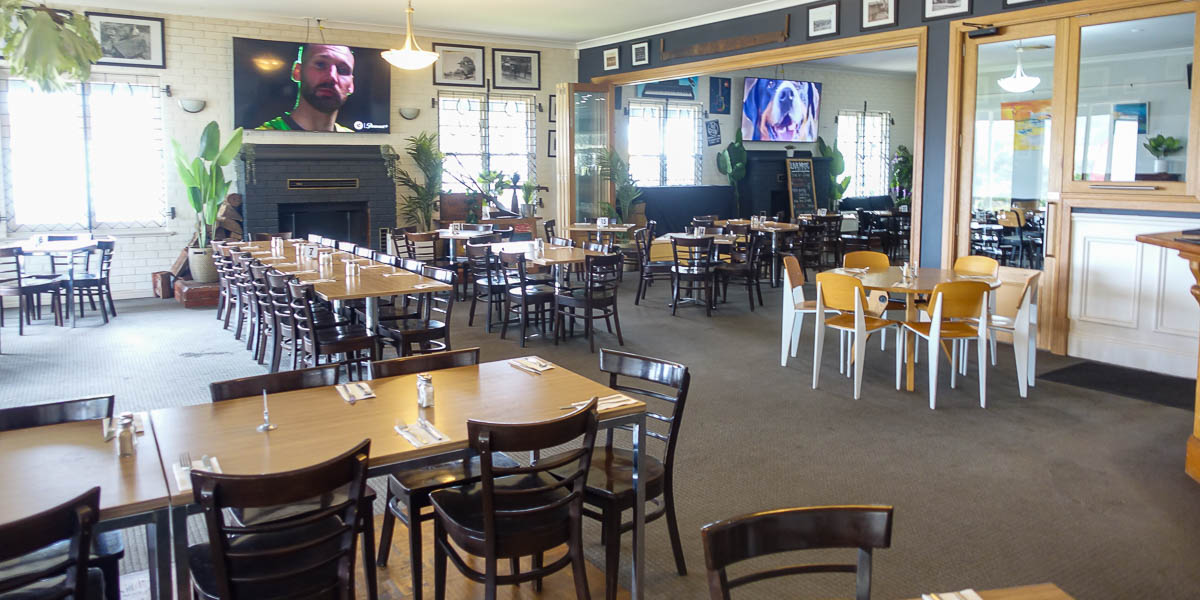 Mount Compass Tavern Photo