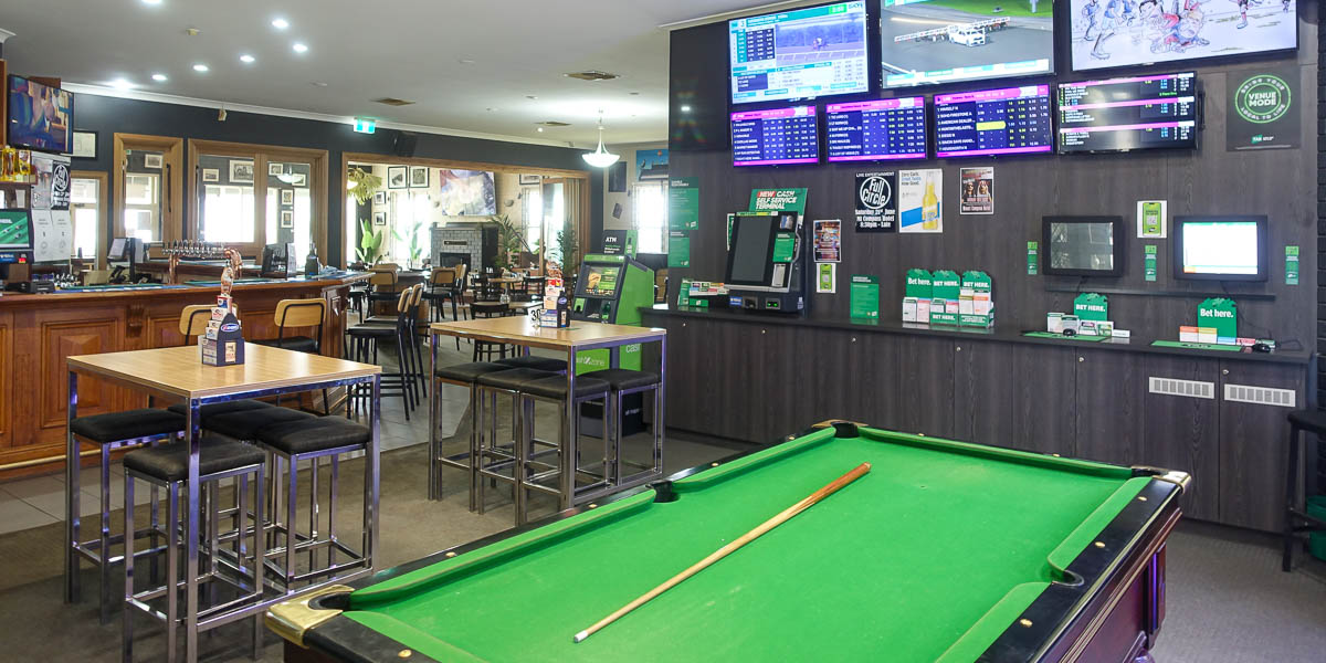 Mount Compass Tavern Photo